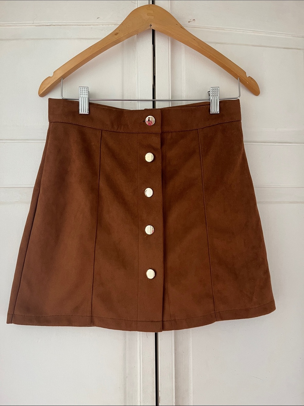 Button-Front Faux Suede Mini Skirt in Brown